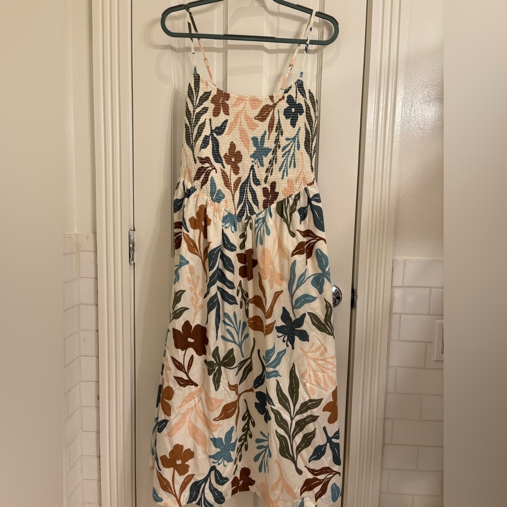 abercrombie & fitch dipped-waist smocked midi dress